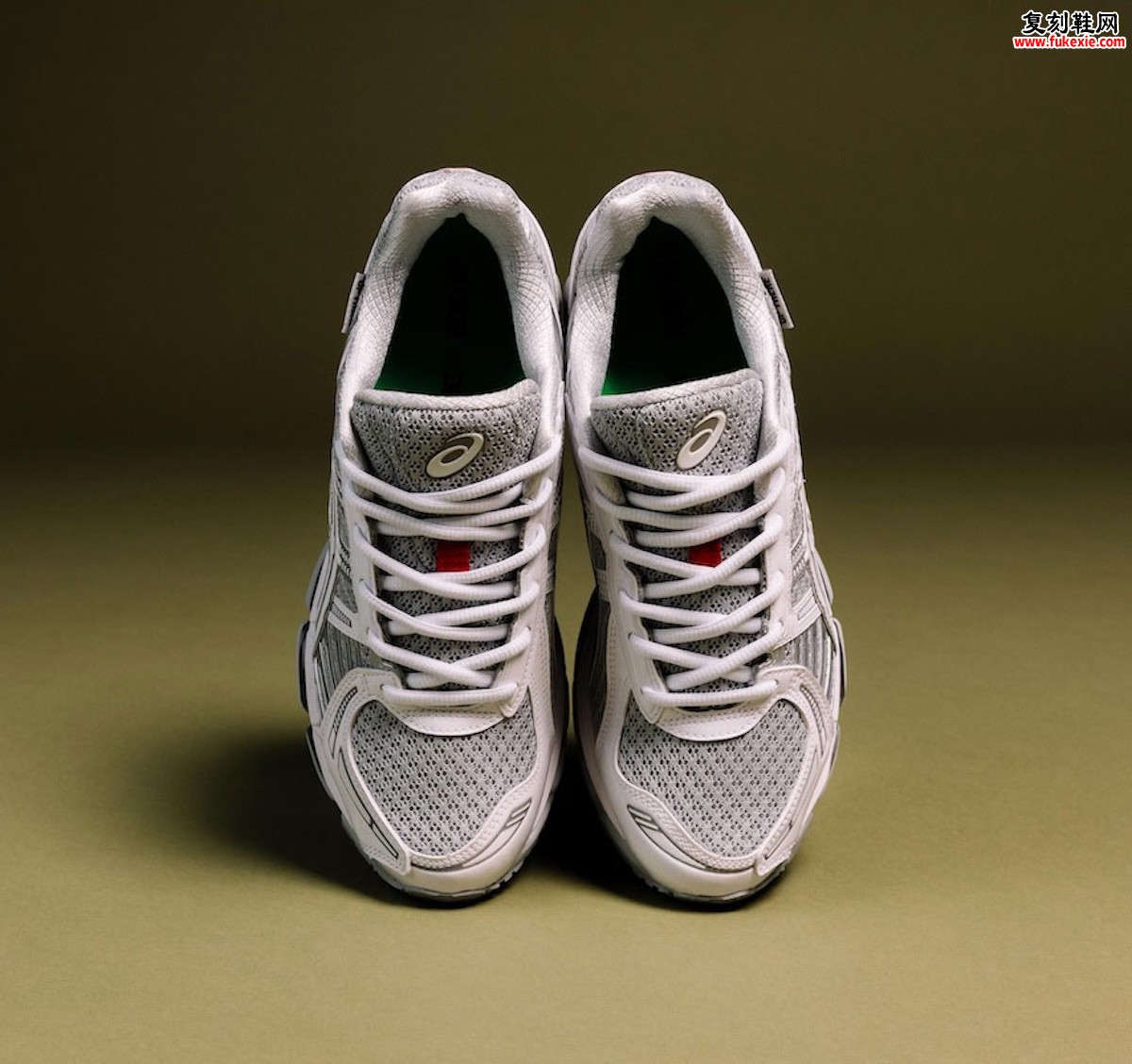 Up There Debuts ASICS GEL-KAYANO 12.1 “Natsukashii Pt 2”“怀旧灰”限量登场