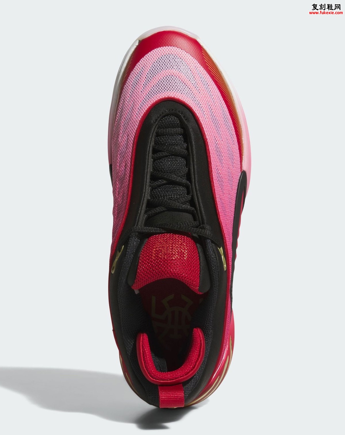 adidas DON Issue 8 “Cavs”骑士队复古红金配色致敬千禧年代经典渐变酒红与粉调秋季2026年正式发售插图4 adidas DON Issue 8 “Cavs”骑士队复古红金配色致敬千禧年代经典渐变酒红与粉调秋季2026年正式发售