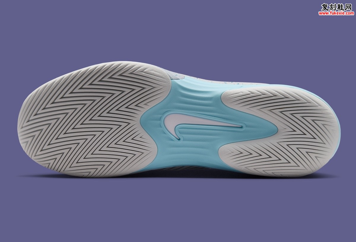 Nike Vapor 12 Hypersmash “Mag” Channels Back to the Future 网球鞋致敬《回到未来》,2026夏季发售插图5 Nike Vapor 12 Hypersmash “Mag” Channels Back to the Future 网球鞋致敬《回到未来》,2026夏季发售