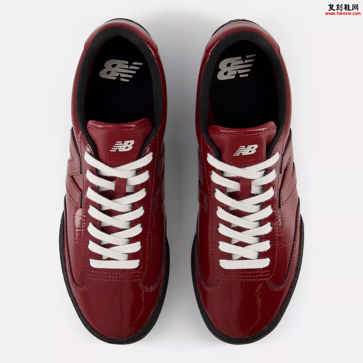 潮流与功能的融合:New Balance Gator Run “Shadow Red” 借CNCPTS首发演绎户外美学新风尚