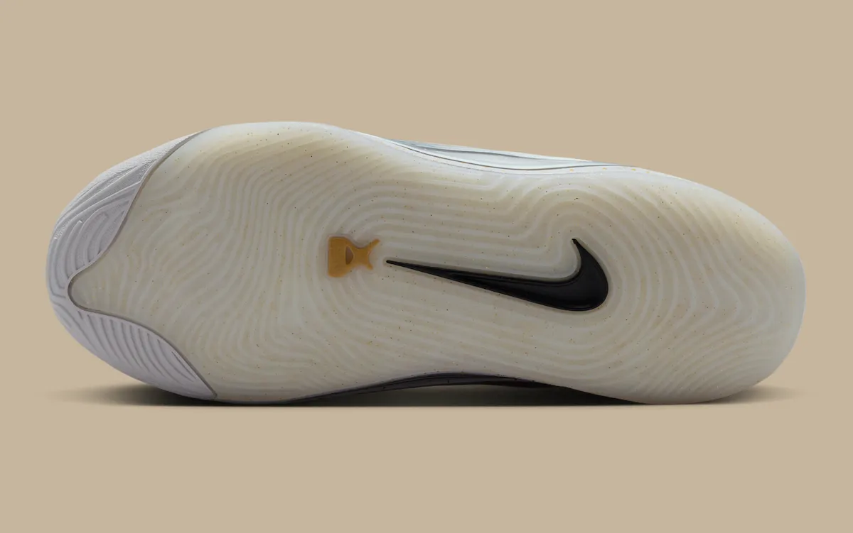 Nike A’One (GS)耐克为A'ja Wilson打造首款签名鞋 “金牙”配色灵感源自冠军庆典