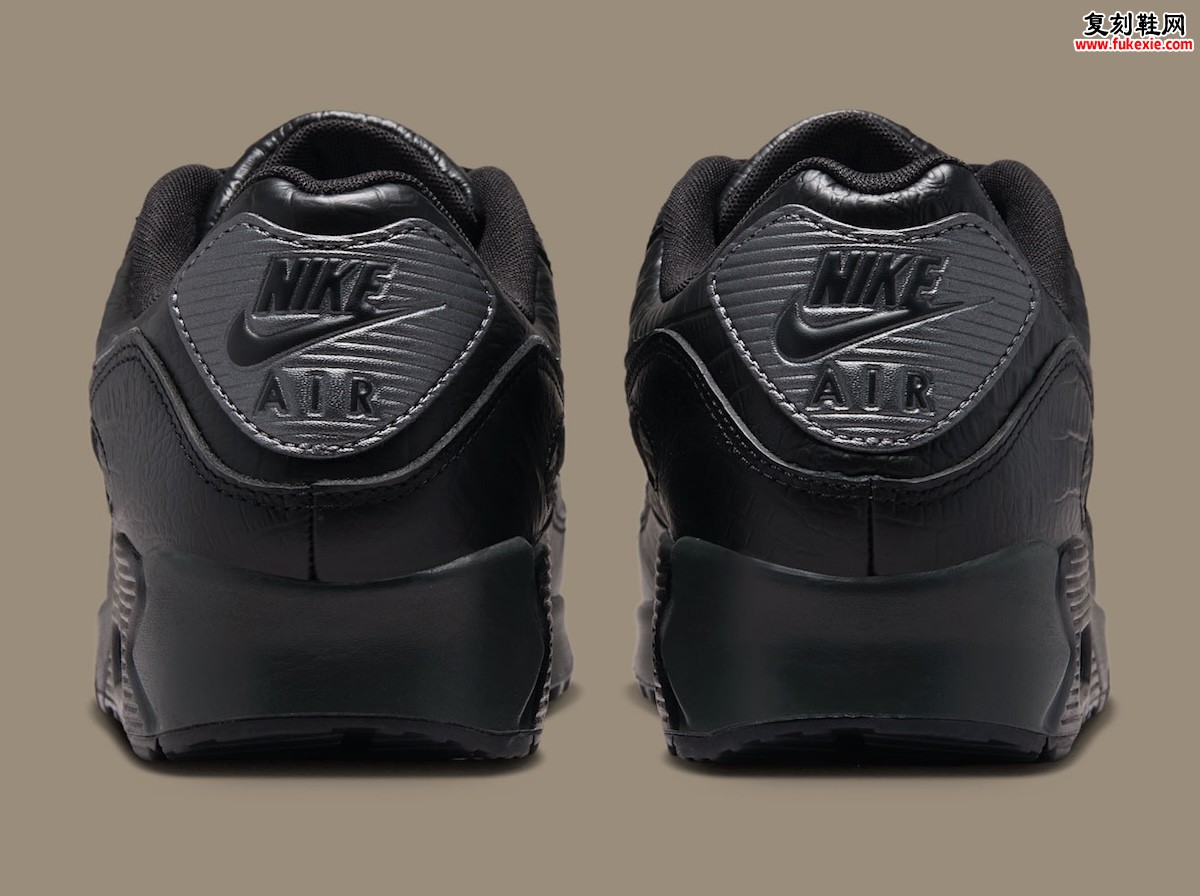 Nike Air Max 90 ‘Black Croc’ 暗黑鳄鱼纹理 6.29日低调发售 全面深度评测前瞻插图4 Nike Air Max 90 'Black Croc' 暗黑鳄鱼纹理 6.29日低调发售 全面深度评测前瞻