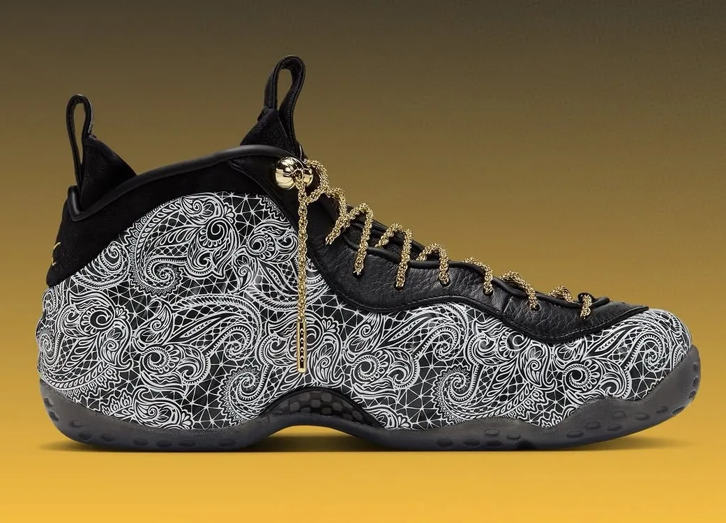 Victor Solomon联名Nike Air Foamposite One金色链条与金色细节点缀,拉斯维加斯Shoe Palace独家发售插图2 Victor Solomon联名Nike Air Foamposite One金色链条与金色细节点缀,拉斯维加斯Shoe Palace独家发售