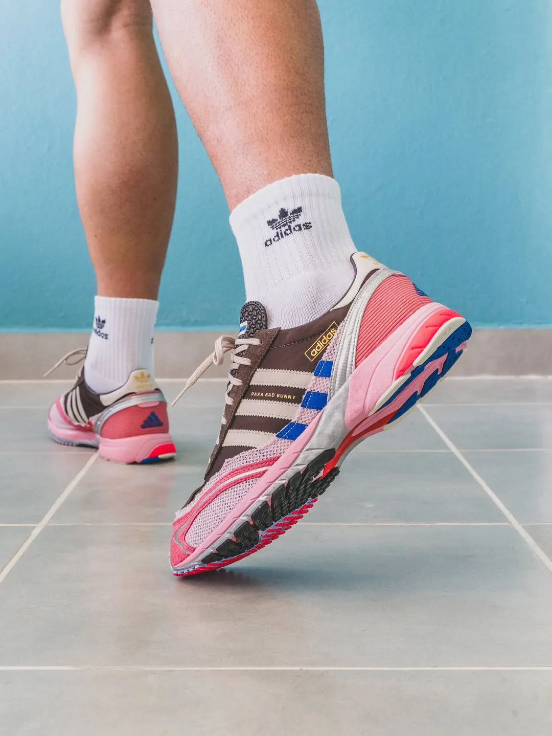 BAD BUNNY X ADIDAS ADIZERO SL72 Bad Bunny联名adidas SL72波多黎各之魂