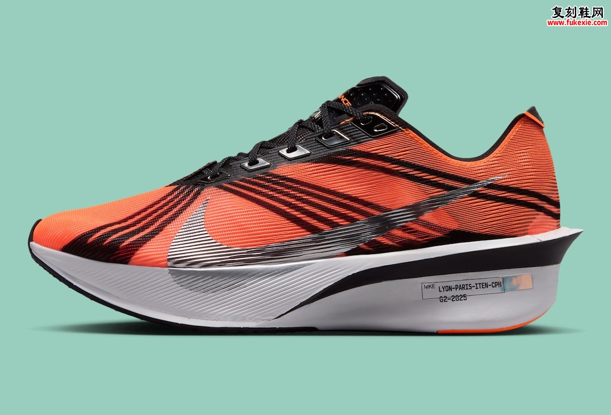 Distance 全新联名 Nike 推出 ZoomX Vaporfly NEXT% 4 Total Orange 亮橙黑条纹竞速跑鞋插图1 Distance 全新联名 Nike 推出 ZoomX Vaporfly NEXT% 4 Total Orange 亮橙黑条纹竞速跑鞋