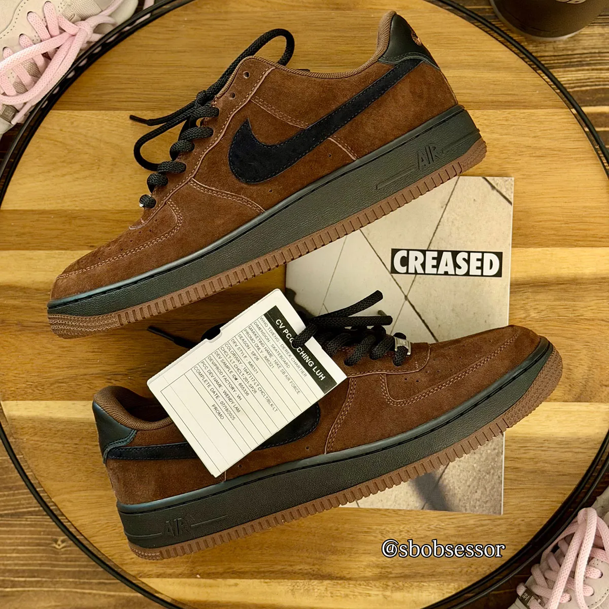 Nike SB Air Force 1 Low “Light Chocolate” 浅巧克力麂皮,2026秋发售,重温摩卡经典插图1 Nike SB Air Force 1 Low “Light Chocolate” 浅巧克力麂皮,2026秋发售,重温摩卡经典
