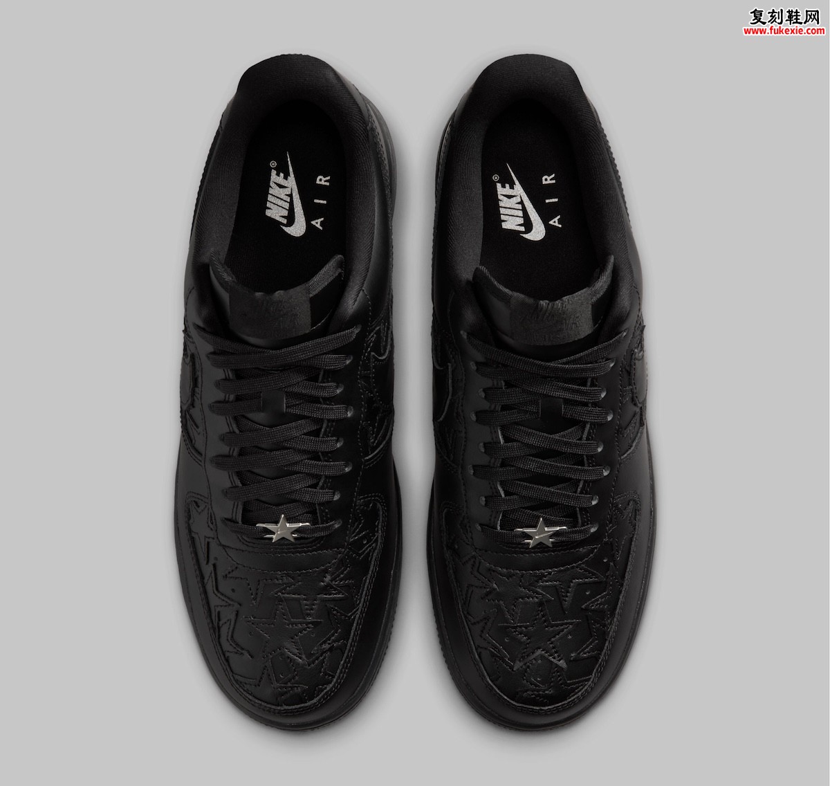 全黑鞋身暗藏立体星星压纹，Nike Air Force 1 Low “Black Stars” 2026 夏季低调登场