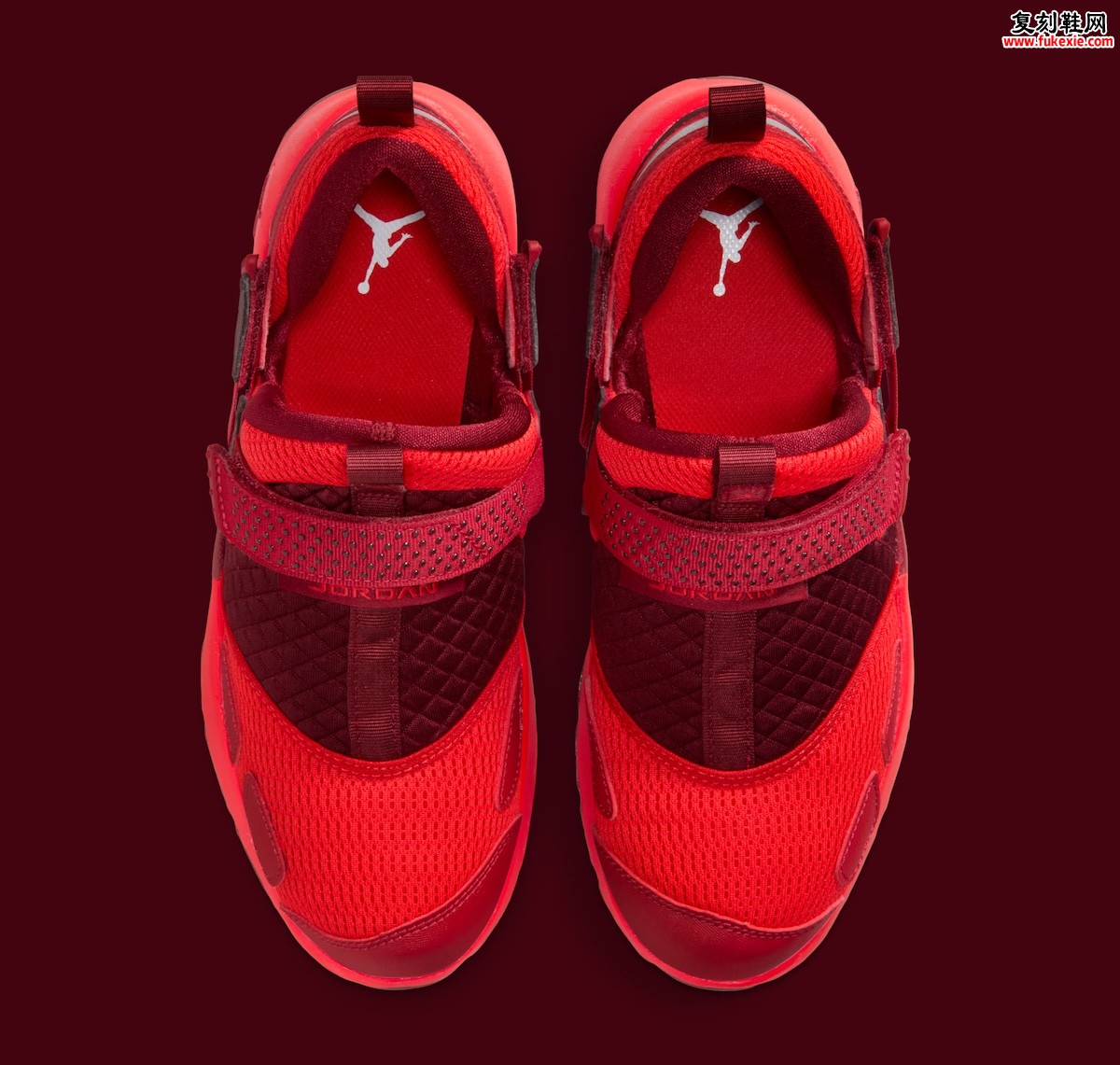 复古训练鞋的新生：Jordan Trunner LX ‘智利红’ 2026春季登场，以机能美学重构街头型格