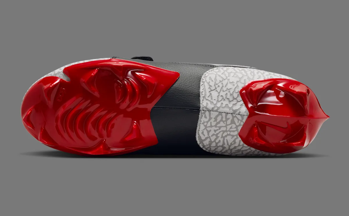 Jordan Legacy 312 Low TD ‘Bred’ 如何用黑红配色与水泥灰爆裂纹重构橄榄球鞋语言