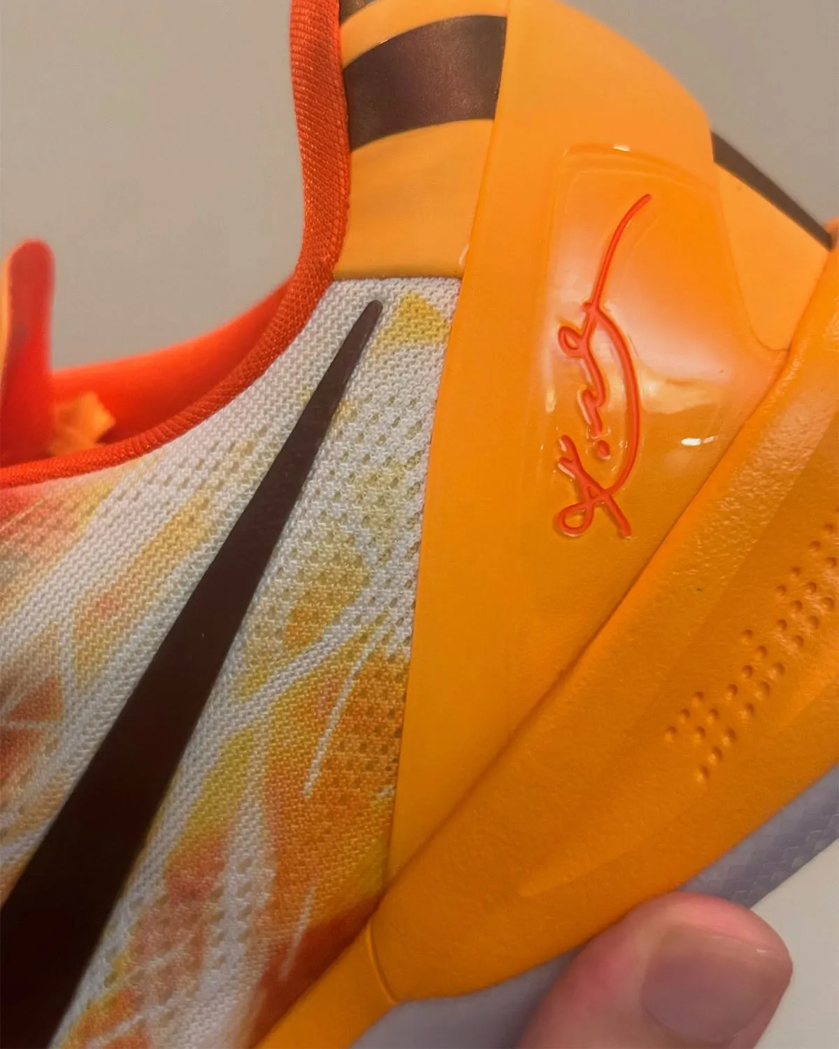 Nike Kobe 8 Protro “Shanghai Fireworks”科比8 Protro上海烟火2026复刻回归,11月11日发售插图4 Nike Kobe 8 Protro “Shanghai Fireworks”科比8 Protro上海烟火2026复刻回归,11月11日发售