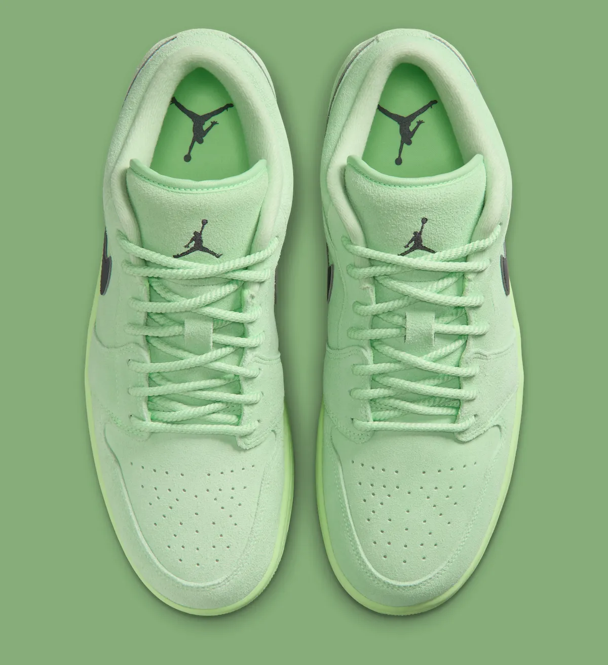 Air Jordan 1 Low “Lime Blast” 青柠爆配色2026年7月正式发售实战全解析鞋插图3 Air Jordan 1 Low “Lime Blast” 青柠爆配色2026年7月正式发售实战全解析鞋