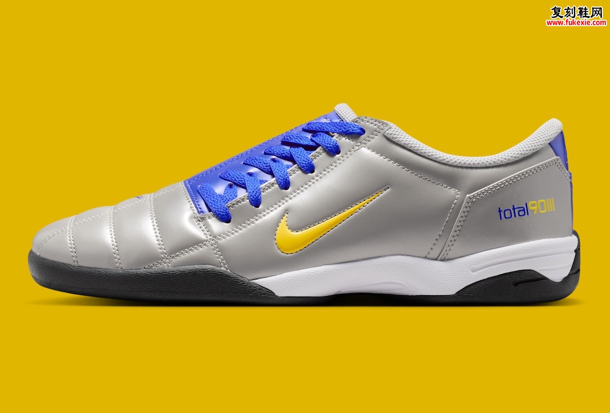 Nike Total 90 III “Brazil” 银蓝桑巴配色，金属银鞋头亮蓝鞋身超大90标识，2026世界杯期间发售