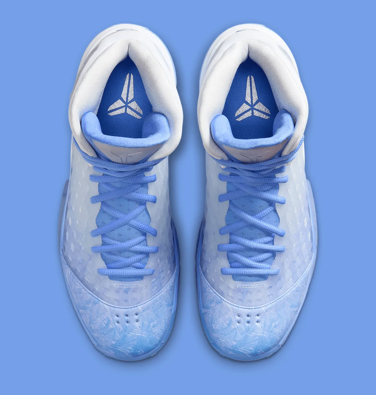 Nike Kobe 3 Protro “Christmas” 圣诞复刻版2025年12月24日发售 售价210美元