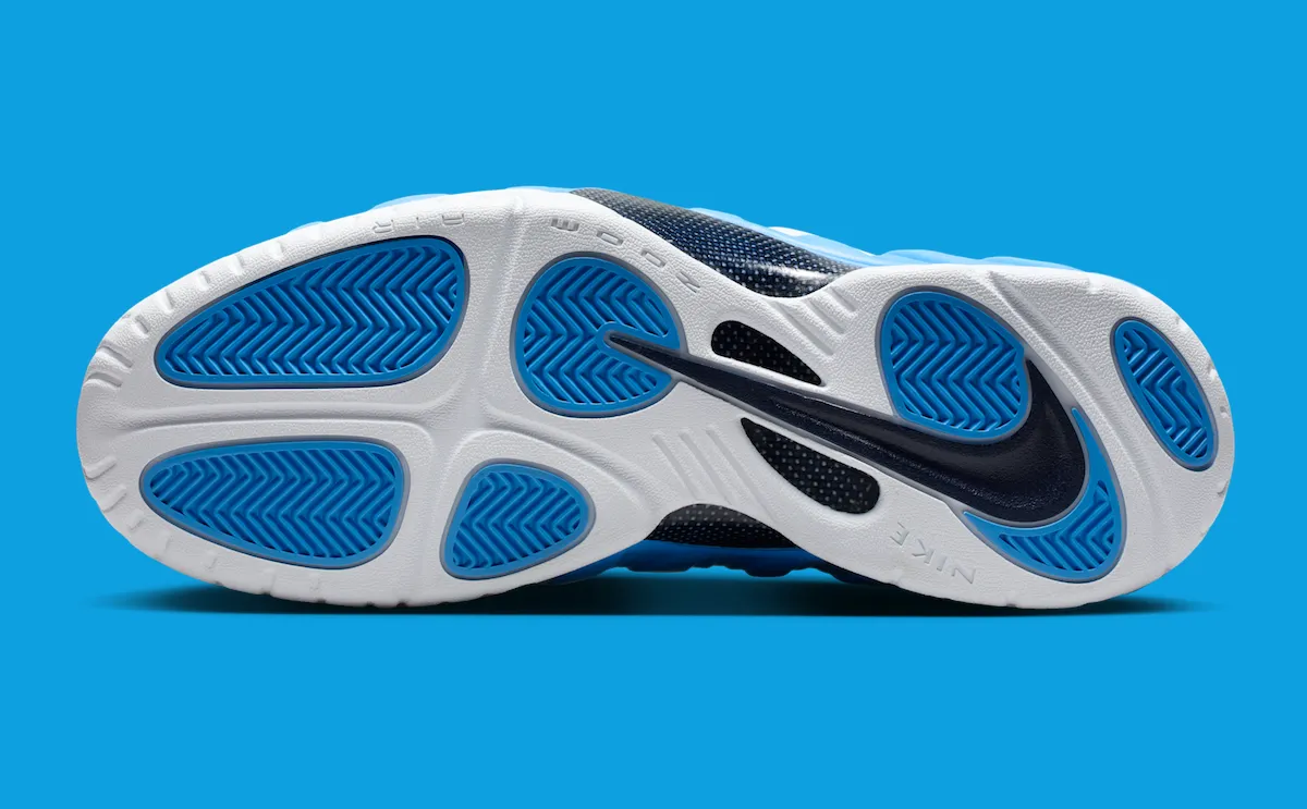 经典归来：2026年春季Nike Air Foamposite Pro ‘大学蓝’ 确认复刻，二十年传奇再续