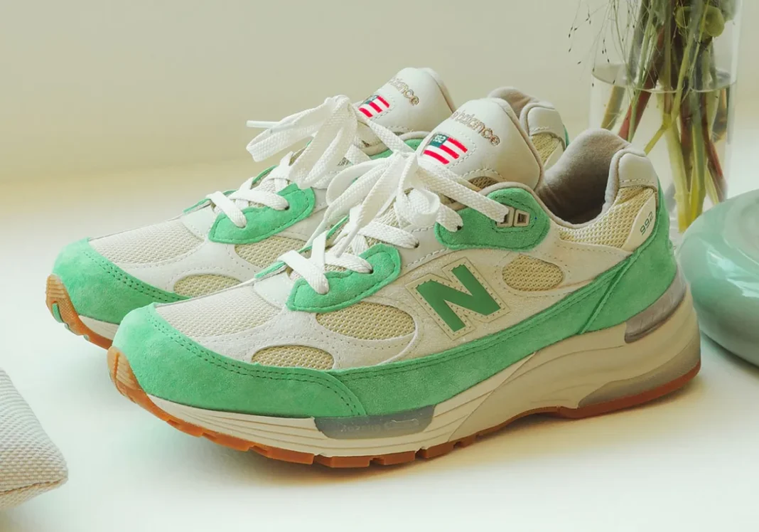 Joe Freshgoods联名NB 992米白绿麂皮复古做旧配色，只在Every Now and Then开业现场抽签发售缩略图