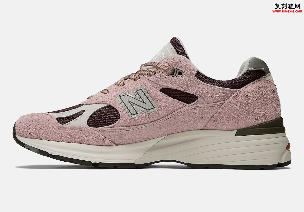 New Balance 991v2 