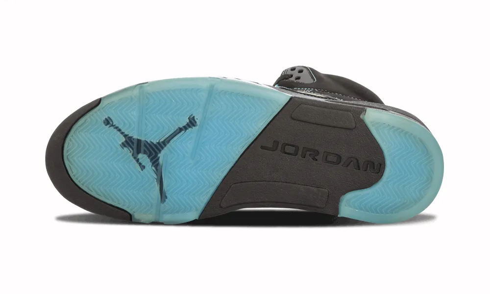 经典黑蓝浪潮再临：Air Jordan 5 ‘Black/University Blue’ 二十周年纪念版定档2026年8月复刻