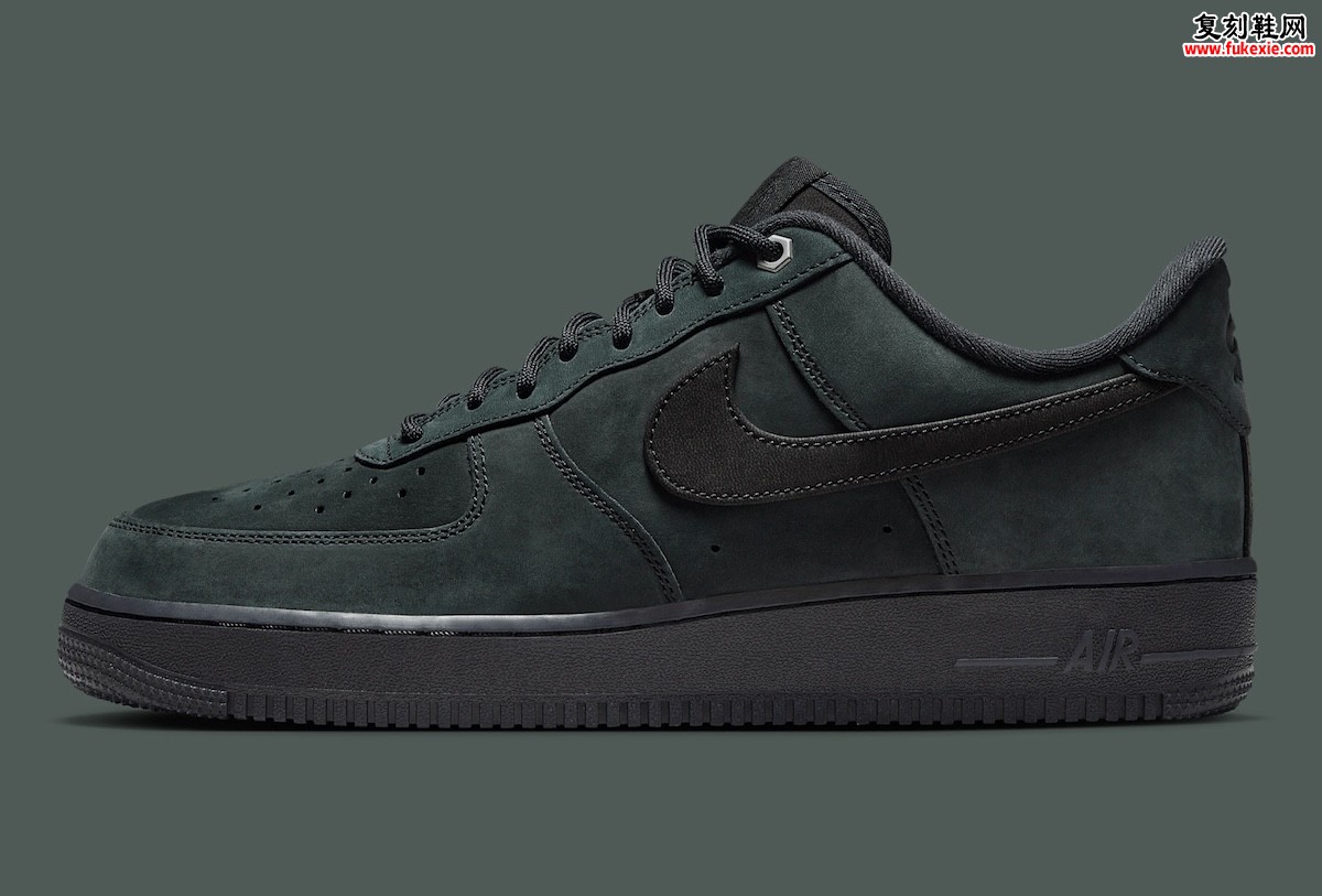 Nike Air Force 1 Low “Black Nubuck” 2025秋季重磅登场！Nike Air Force 1黑麂皮款即将发售