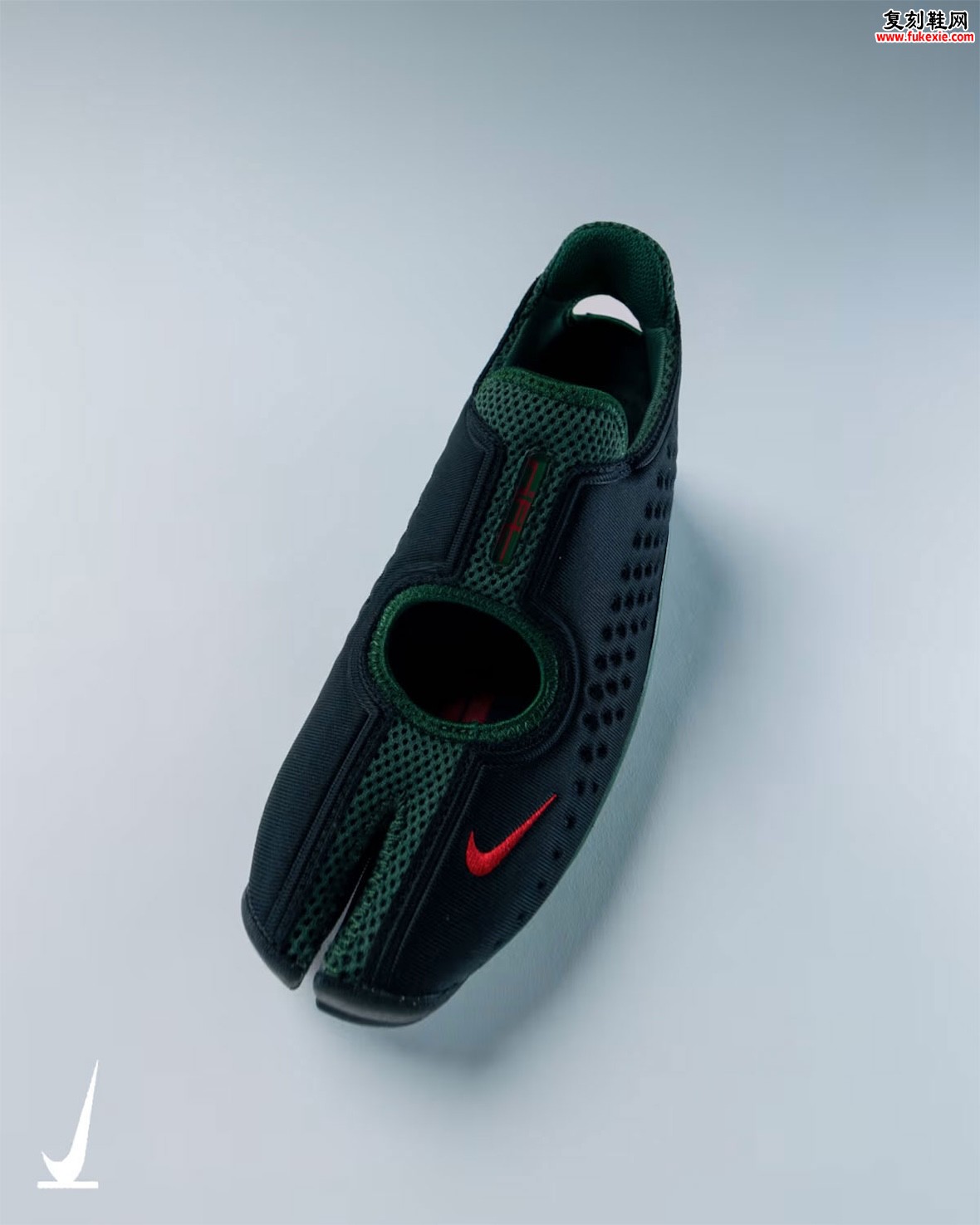 经典回归 Nike Air Rift 2 Kenya 分趾复古跑鞋 SNKRS Verified 即将复刻 黑绿火焰红配色