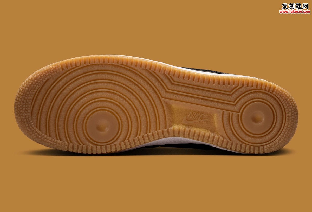 Nike Air Force 1 Low “Black Canvas” 帆布黑魂 以哑光质感重塑全黑经典夏日松弛感