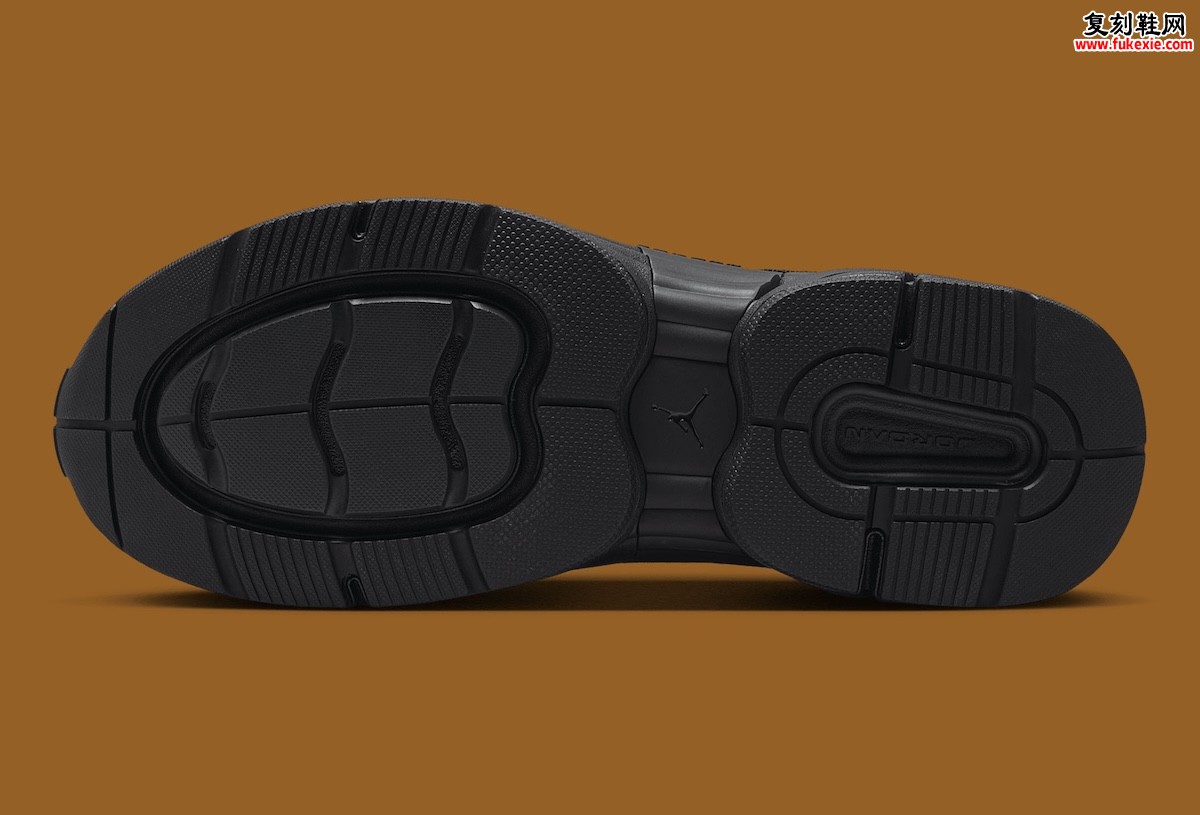 Jordan Trunner O/S 'Black Cat' 黑猫鞋款发布：2025秋季限量上市
