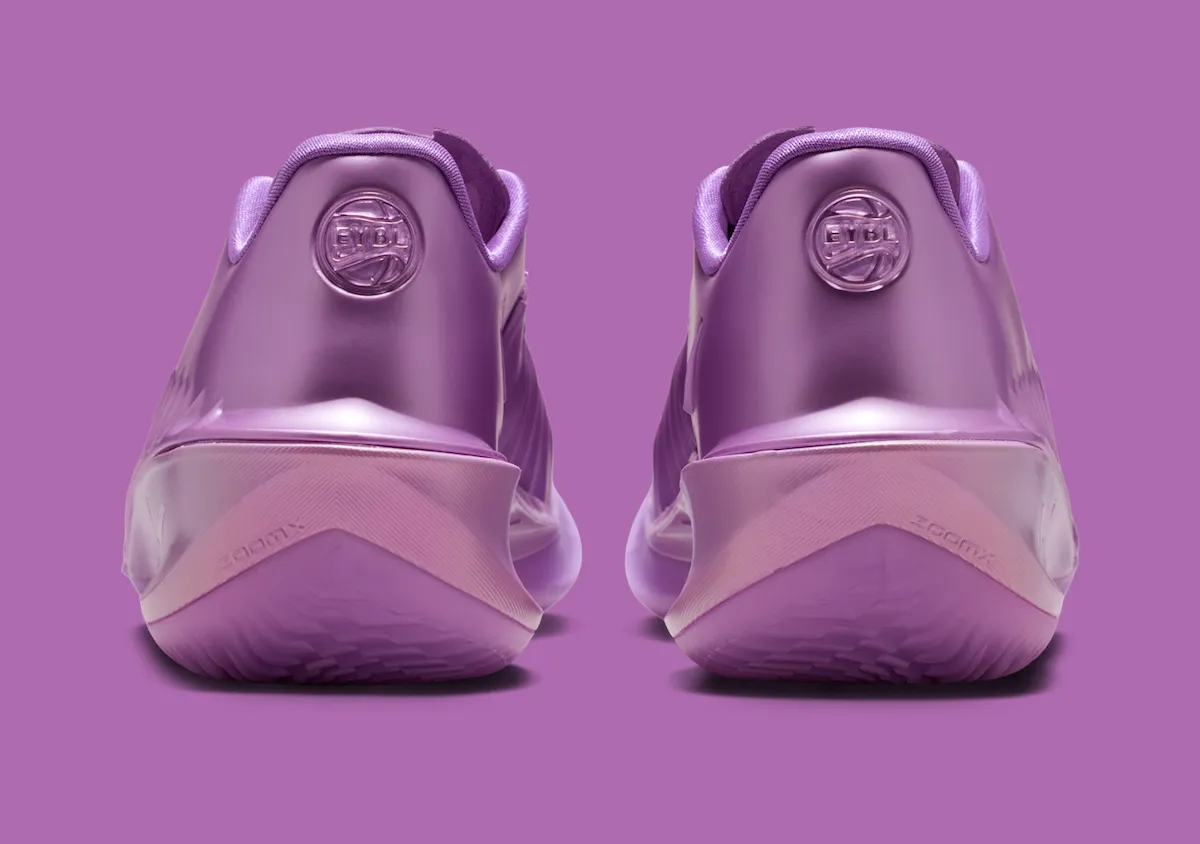 Nike GT Cut 4 EYBL 精英青年篮球联赛限定配色曝光 全掌ZoomX叠加Air Zoom Strobel