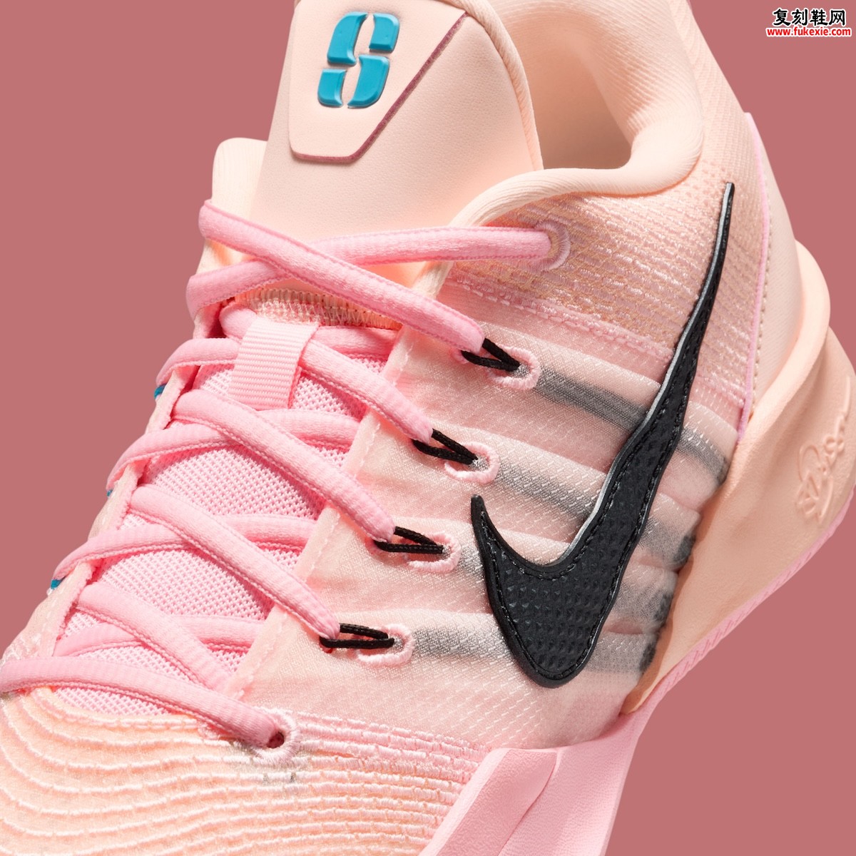 耐克Sabrina 3「绯红粉彩」配色亮相 粉蓝渐变设计诠释女性篮球美学