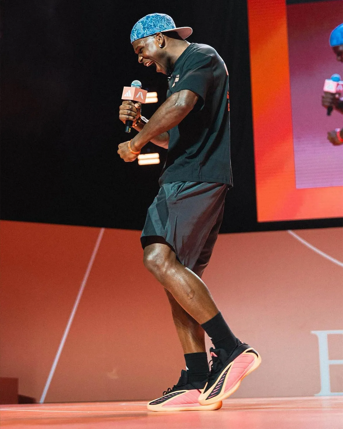 adidas Anthony Edwards 2 “With Love”adidas安东尼·爱德华兹二代“With Love”篮球鞋发布