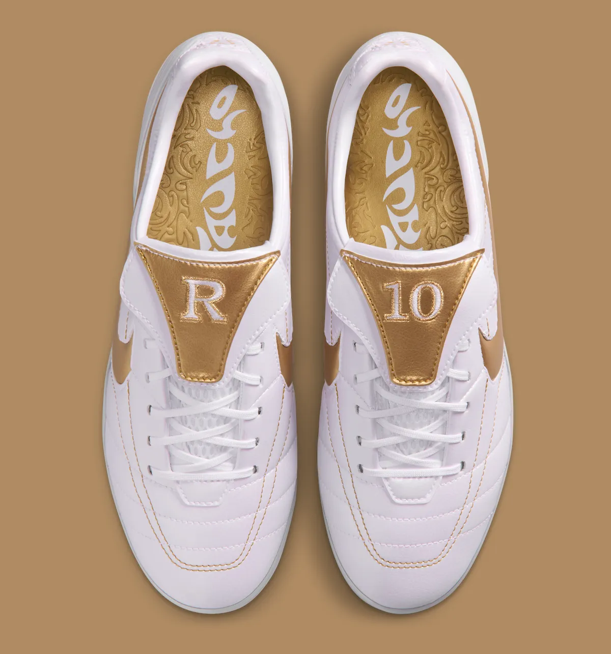 Nike Cryoshot Tiempo Legend R10“White/Metallic Gold”2026复古足球靴街头复活