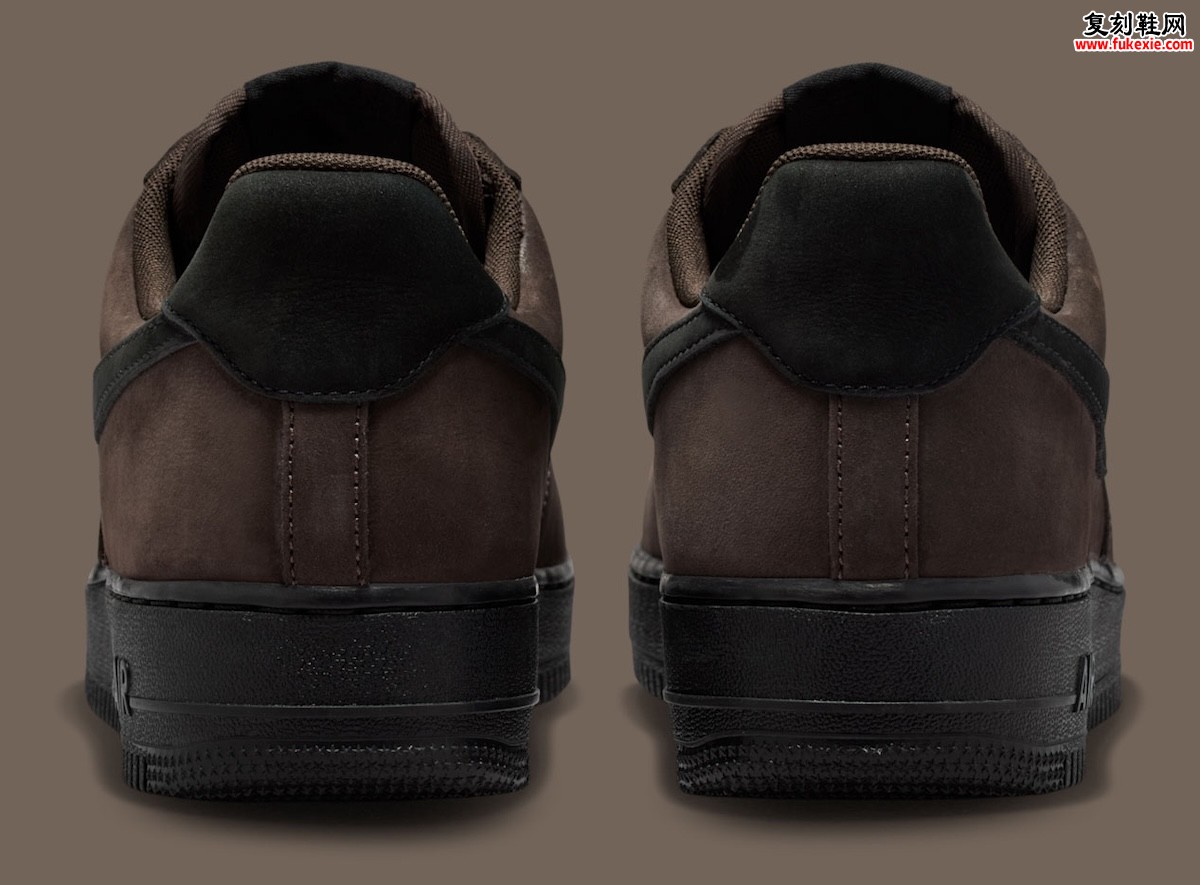 Nike Air Force 1 Low“Black Tea”“红茶”2026年4至5月发售，做旧棕黑配色搭配绒面革提升经典质感