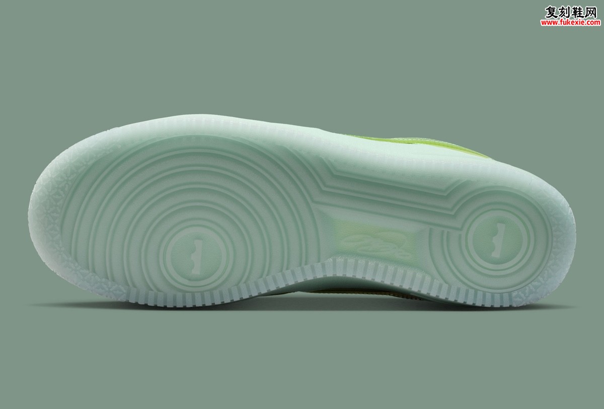 光影流动特效加持：Nike LeBron Air Force 1 “Voltage Green” 二月压轴登场