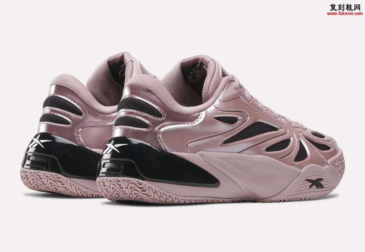 球场锋芒与珍珠光泽:Angel Reese首款签名鞋 ‘Mauve Reign’ 以薰衣草紫定义女子篮球新风尚