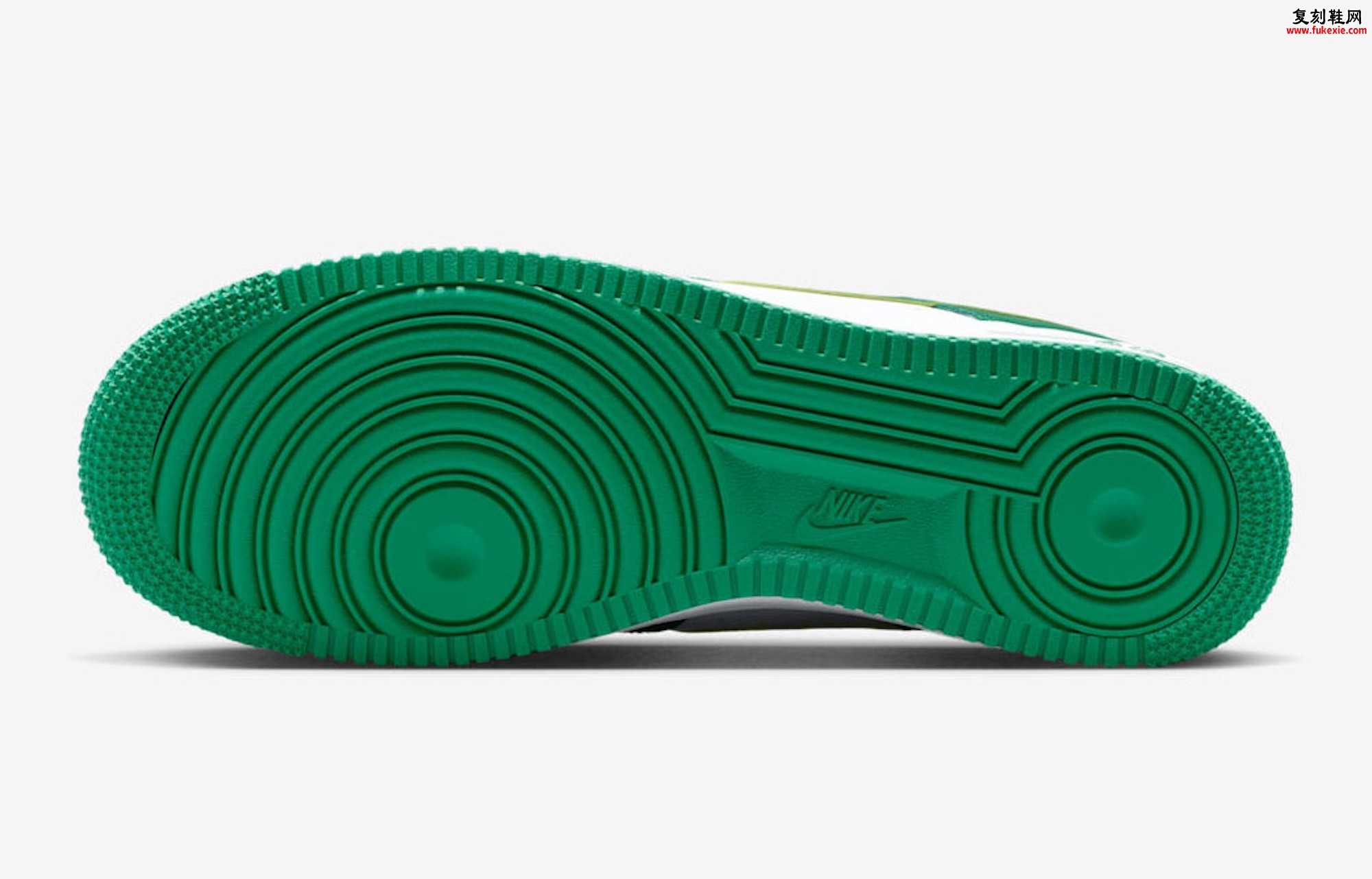 Nike Air Force 1 Low “White/Malachite”白/孔雀石绿”配色上市:经典篮球传承