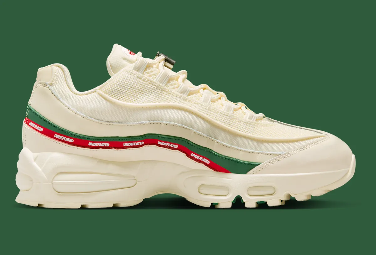 Undefeated联名耐克Air Max 95帆白配色 复古赛车条纹设计致敬经典