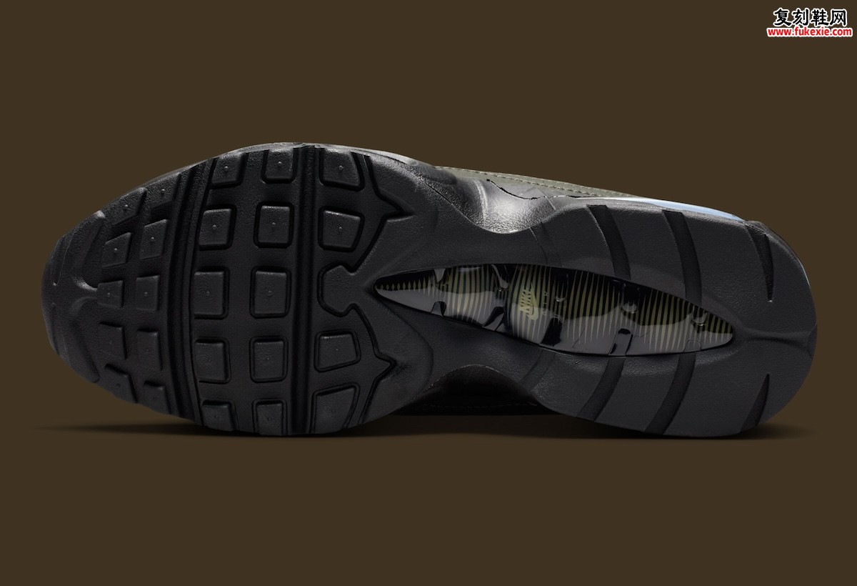 Nike Air Max 95 ‘Cargo Khaki’ 用橄榄绿层次与放大气垫重塑1995年的街头语法