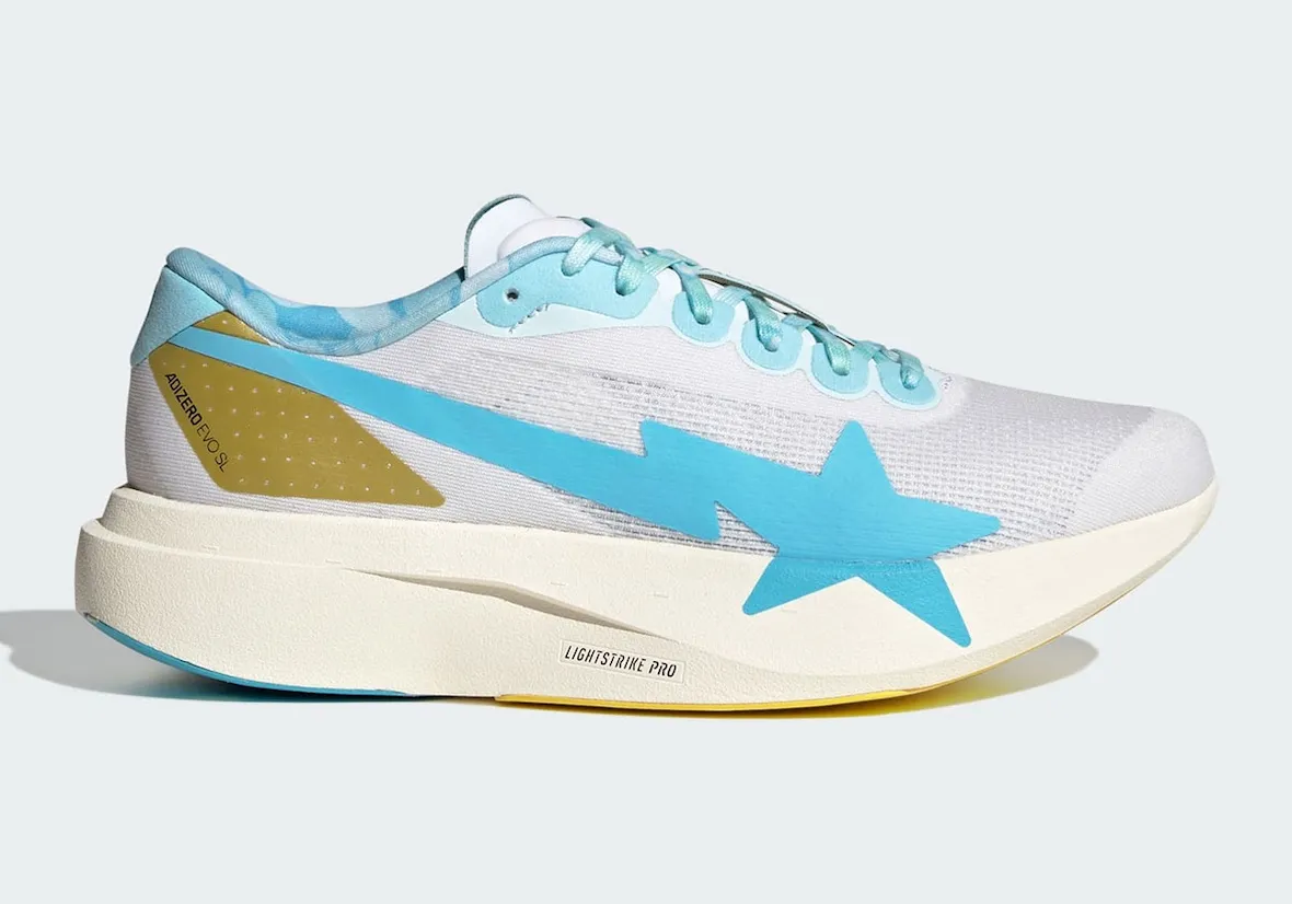 BAPE x adidas Adizero EVO SL 联名跑鞋官图释出，不对称粉蓝鸳鸯配色迷彩细节流星Logo替代三条纹金色点缀马牌橡胶外底6月发售缩略图