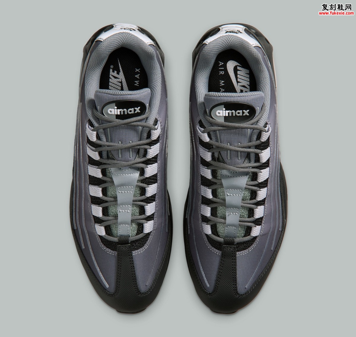Nike Air Max 95 Big Bubble“黑烟灰”2026夏季发售，T字纹理皮革搭配钢蓝装甲网眼