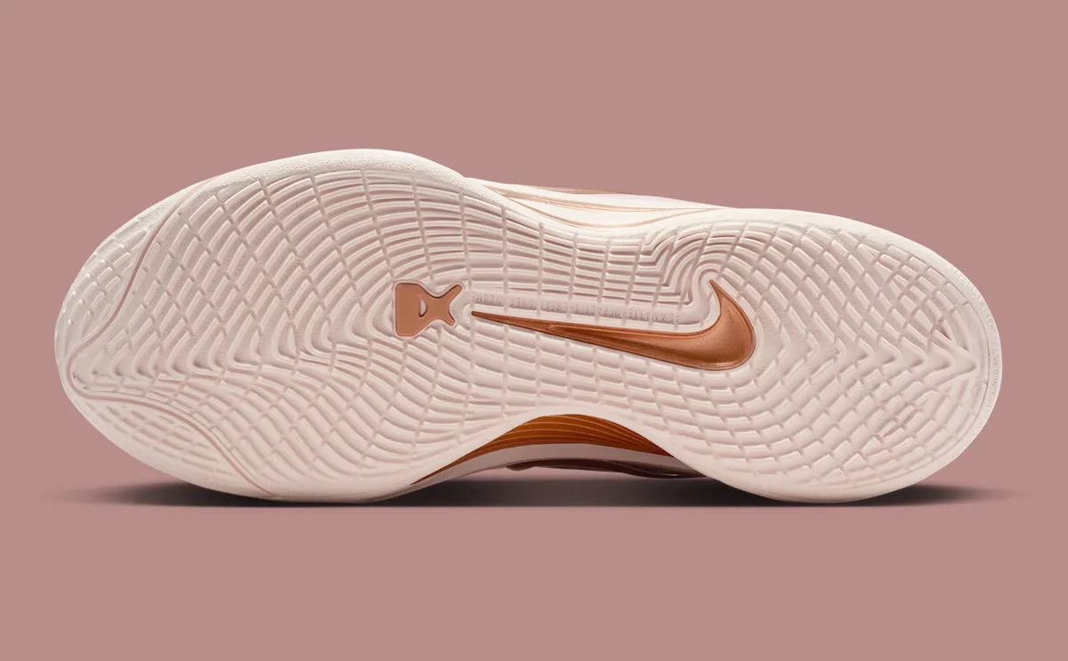 Nike A’One “Stone Mauve”石槿紫”配色官方图释出：以极致内敛美学重塑女子签名篮球鞋新标杆