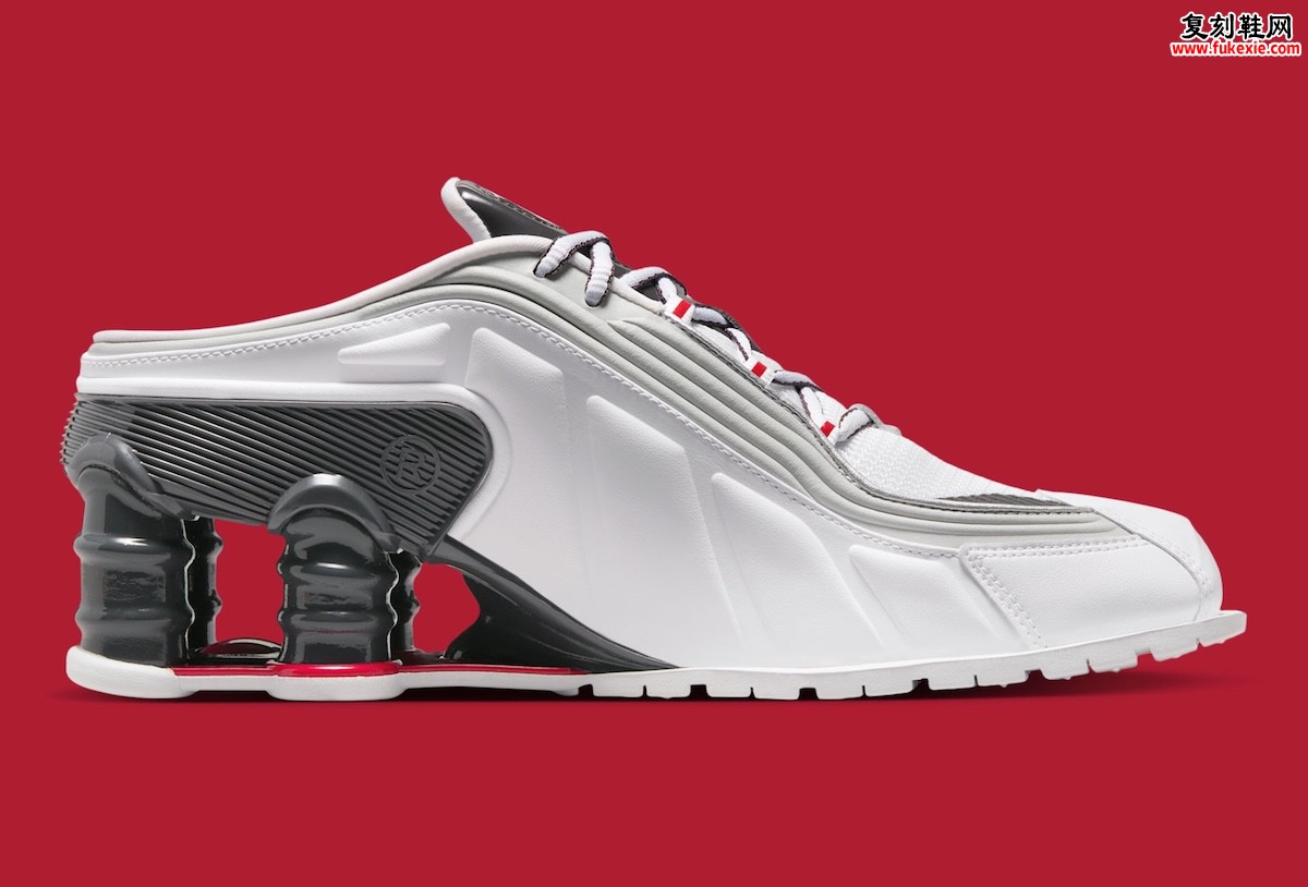 2025假日季重磅来袭！Martine Rose联名Nike Shox MR4拖鞋款惊艳登场