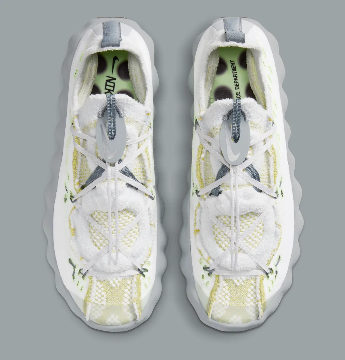 Nike Mind 002 Flyknit Pure Platinum 官图亮相,ISPA 基因解构袜套鞋面,透气飞织与铂金色调,预计夏季登场