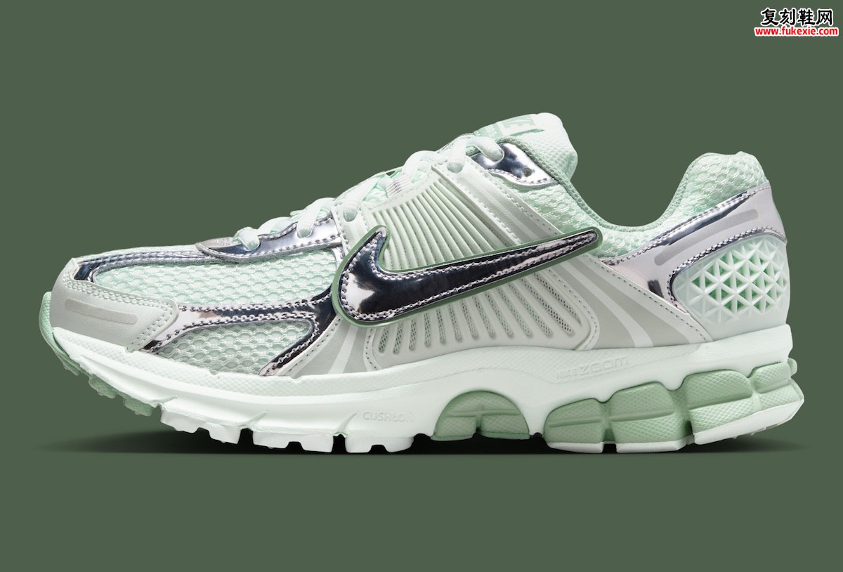 薄荷浅绿清透配色融合铬银Swoosh重塑复古跑鞋美学 Nike Zoom Vomero 5 Barely Green四月登场开启春夏足下轻盈新篇