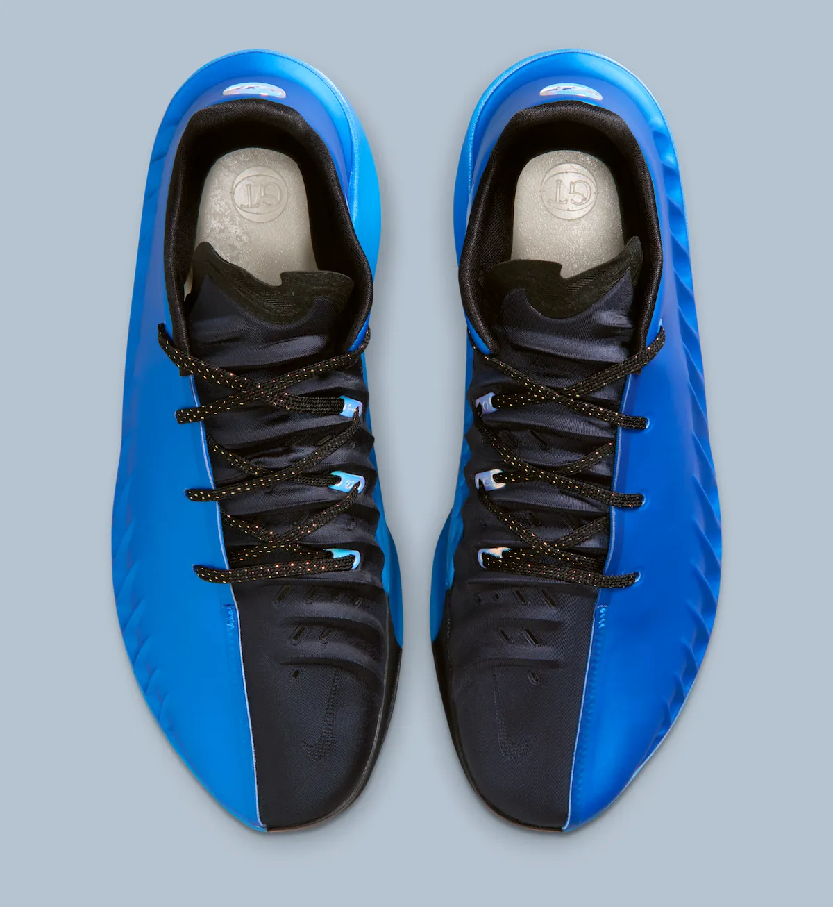 破界新生!Nike GT Cut 4金属蓝战靴2026年2月26日登场200美元定价引爆性能期待