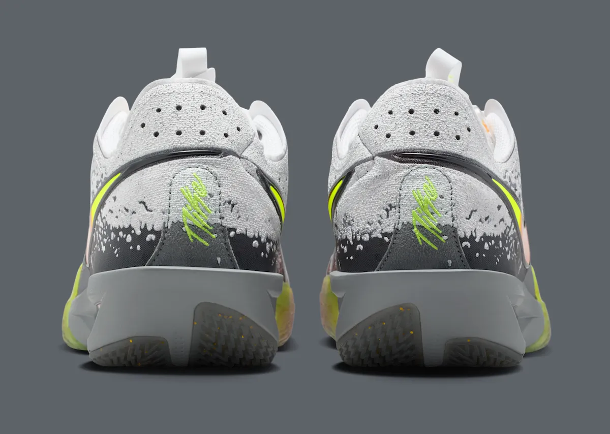 耐克GT Cut 3圣诞配色12月发售 冰雪水晶舌标演绎节日篮球美学