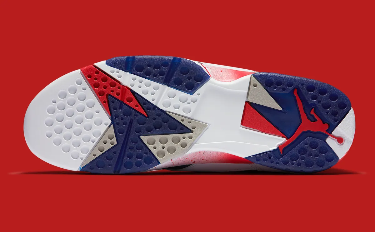 乔丹品牌发布Air Jordan 7 “Tinker Alternate” 复刻版 揭秘1992年巴塞罗那奥运会球鞋设计的另一种可能