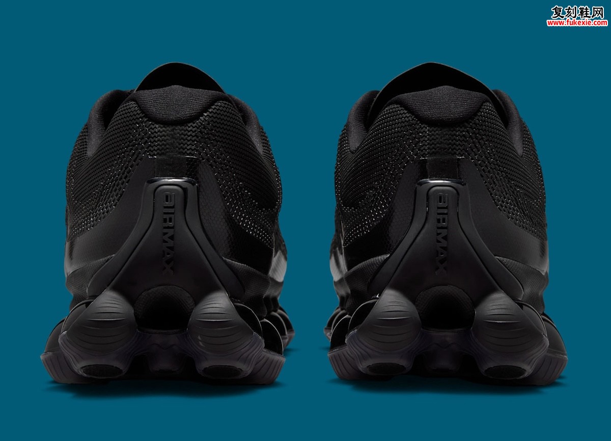 NIKE Air Liquid Max Triple Black搭载点载式镂空全掌气垫科技与可抽取Cushlon鞋垫