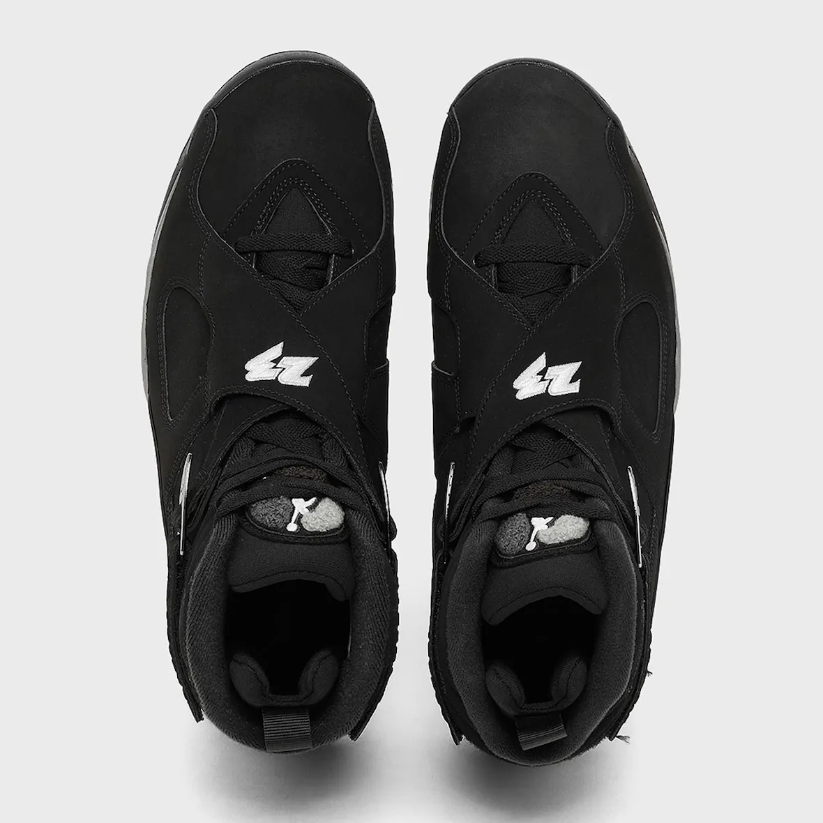 Air Jordan 8 “Chrome” 2026 复刻回归：经典黑魂配色时隔十年再度登场，9月12日正式发售