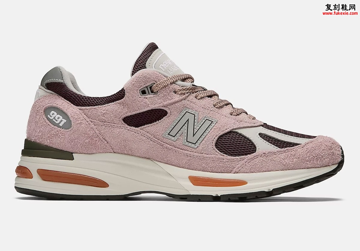 New Balance 991v2 