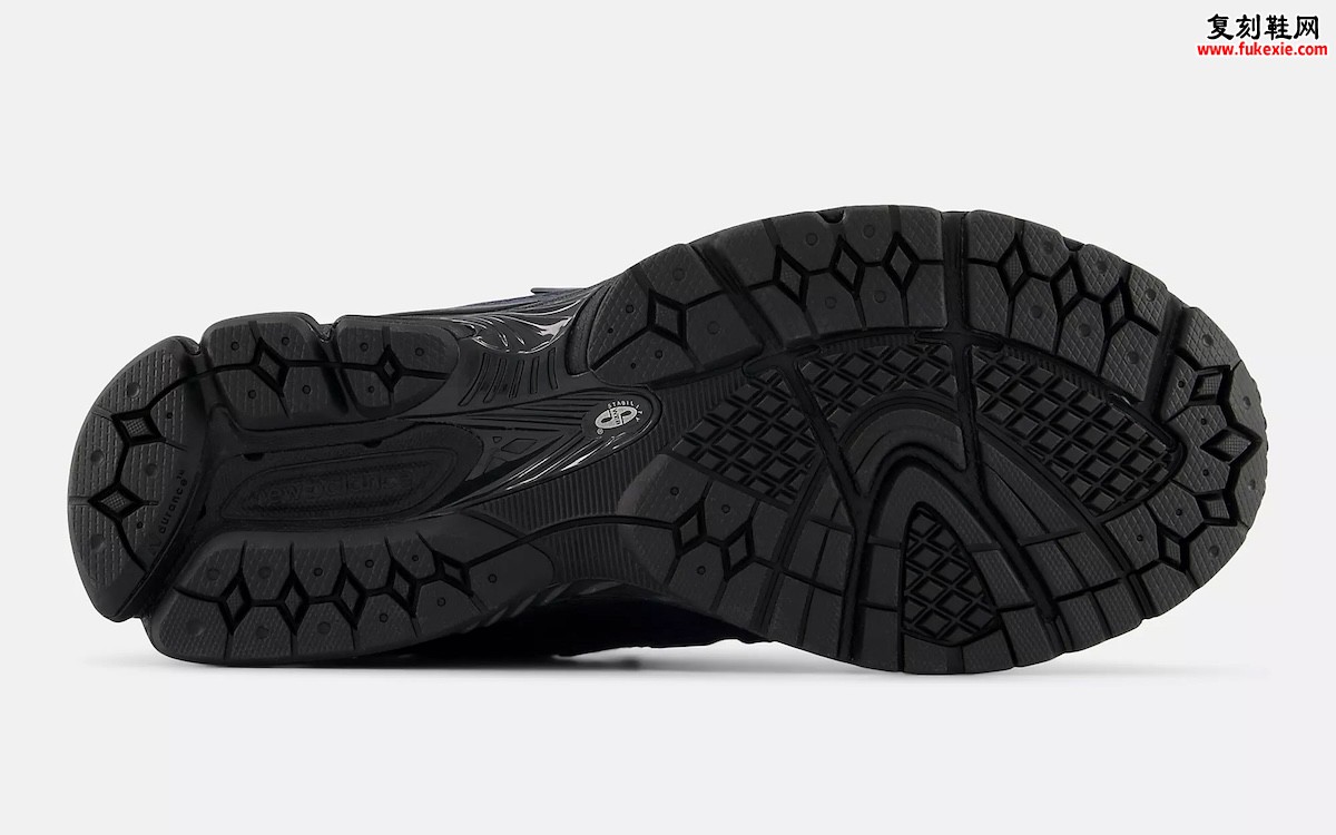 New Balance 1906U“海军蓝/黑”2026夏季发售,机能美学鞋舌拉链口袋加持复古跑鞋