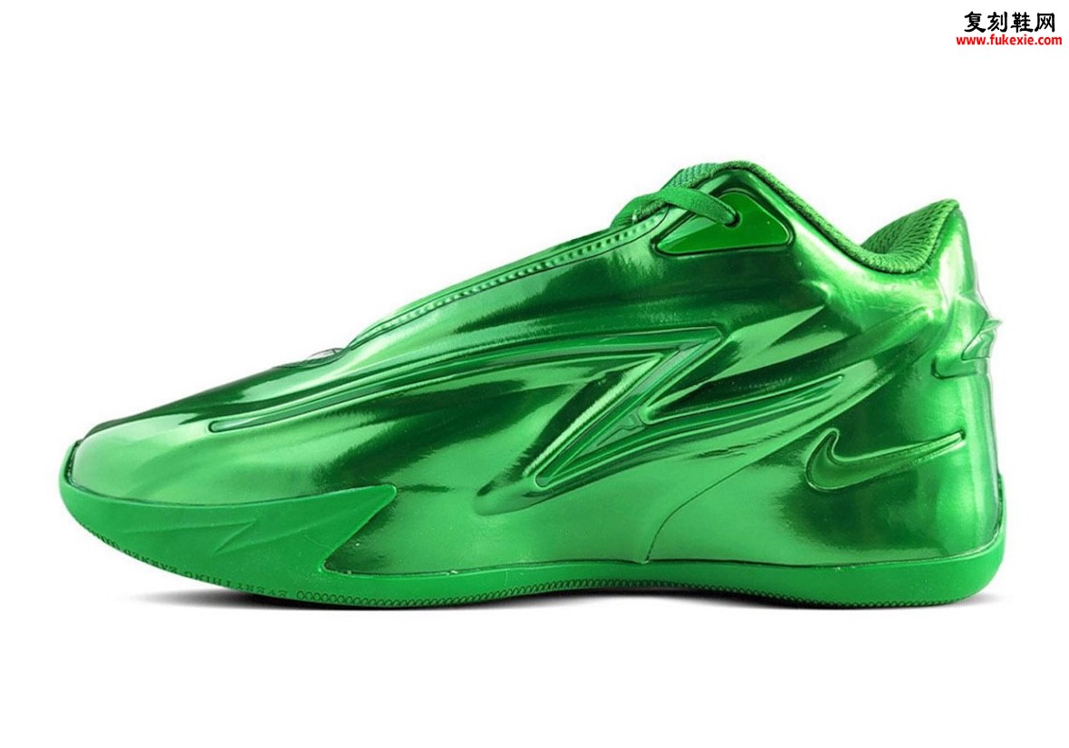 Nike KD 19 “Gorge Green”杜兰特KD19糖果系列新色「峡谷绿」全鞋统一绿色色调，9月6日发售$155