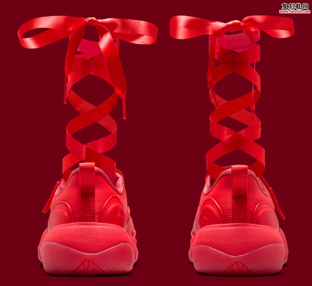 当芭蕾美学邂逅运动基因：Jordan Pointe ‘智利红’ 以优雅廓形开启2026春季女鞋新叙事